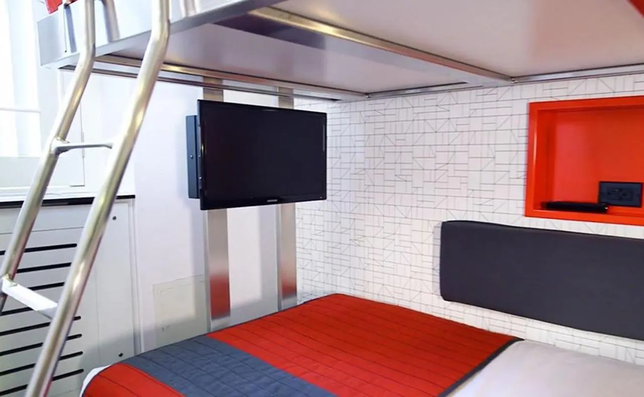 ***  Pod 51 Hotel New York United States